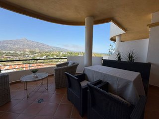 Piso en alquiler en Nueva Andalucía centro en Marbella