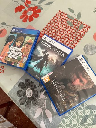 Lote de Juegos para PS5 y PS4 en buen estado