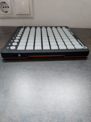 Novation Launchpad Mini MK2 Controlador MIDI