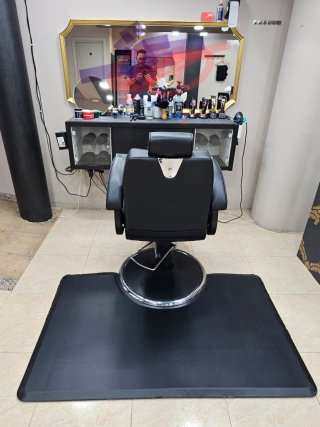 Sillon de barbero , con tocador y espejo