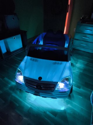 Coche eléctrico infantil blanco Mercedes ML