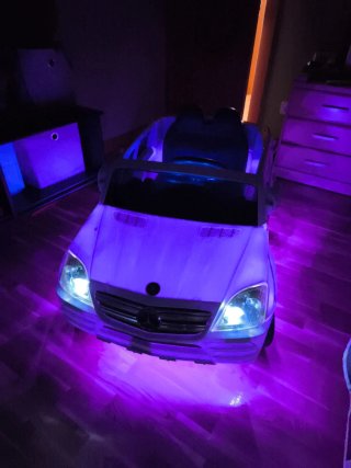 Coche eléctrico infantil blanco Mercedes ML