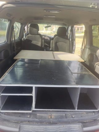 Mueble Camper con Cajones