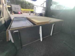 Mueble Camper con Cajones