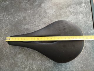 Sillín de carbono para bicicleta