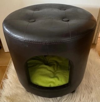 Otomana / Cama para mascotas negra