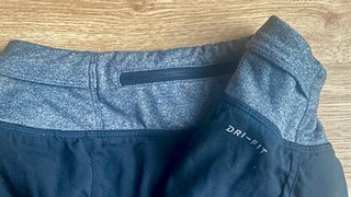 Pantalón corto running Nike negro y gris