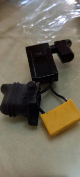 Interruptor Taladro Percutor con Condensador