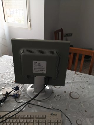 Ordenador de sobremesa LG Negro/Plateado