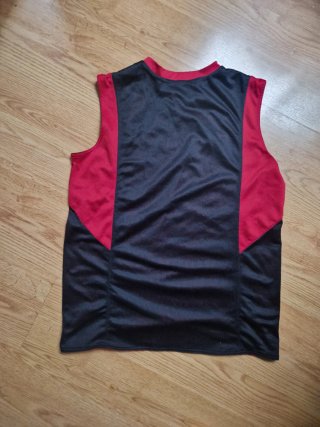 Dos camisetas ADIDAS y NIKE Talla S precio las dos