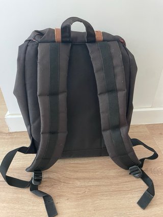Mochila Herschel Negra y Marrón