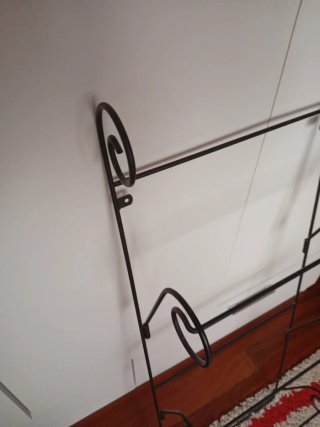 Toallero de pared metálico negro
