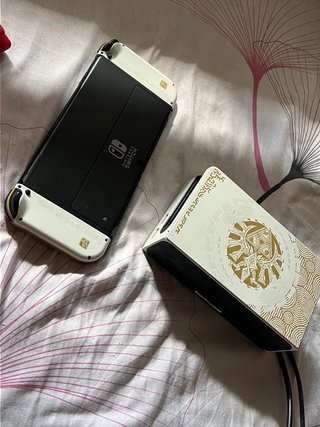 Nintendo Switch OLED Zelda Edición Limitada