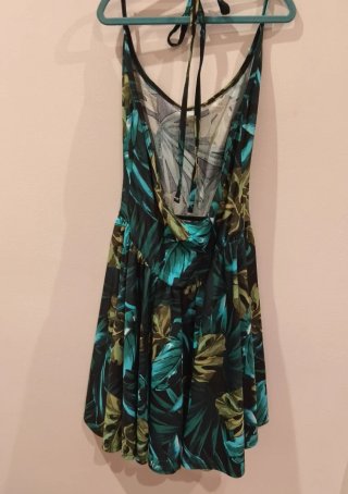 Vestido corto estampado tropical