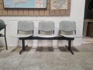 Bancada de oficina 3 asientos Medidas 168 cm