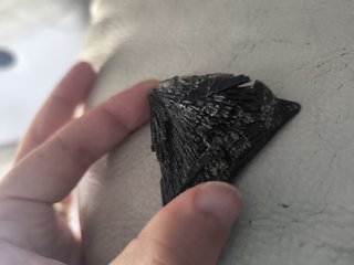 Cianita Negra Escoba de Bruja