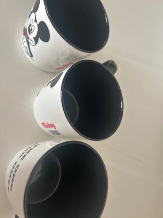 12 Tazas Mickey Mouse Cerámica. Estan nuevas