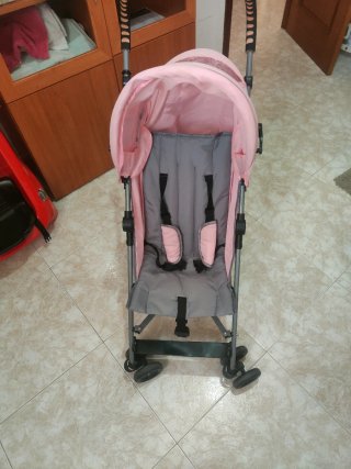 Carrito de paseo rosa y gris