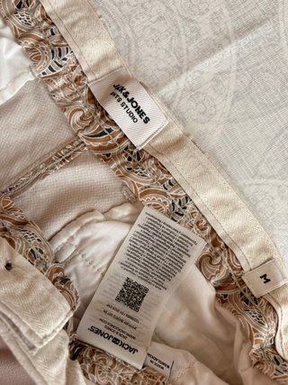 Pantalón chino Jack & Jones beige