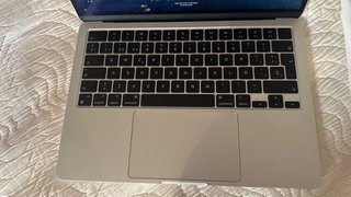 Macbook Air M3 Plata Casi Nuevo