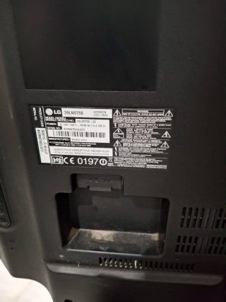 Smartv Lg 39LN575S Negra