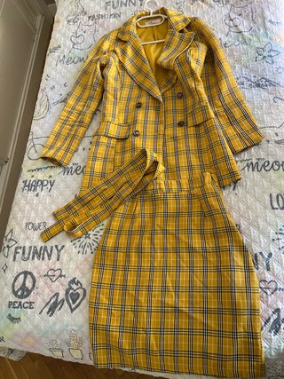 Conjunto Chaqueta y Falda Cuadros Amarillo