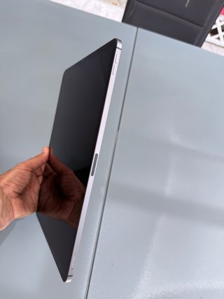 iPad Pro 12.9 256GB + Tastiera Custodia