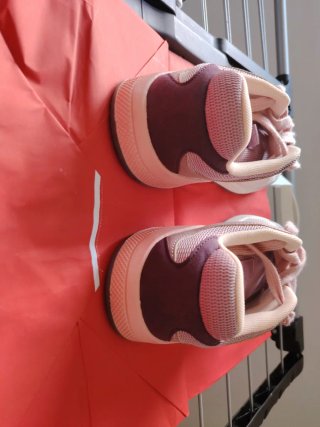 Deportivas mujer beige y rosa