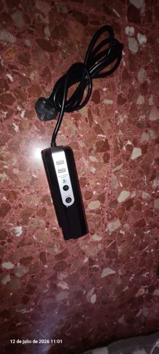 Adaptador Enchufe Americano 3 Tomas