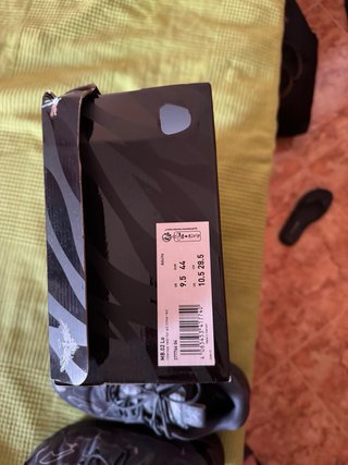 Zapatillas Puma Negras y Grises