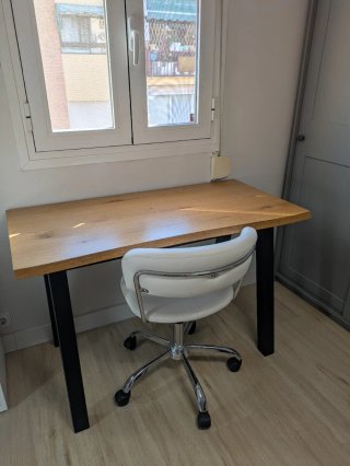 Silla de oficina giratoria polipiel blanco (Jysk)