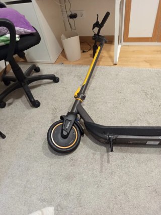 Patinete Eléctrico Bongo 700W