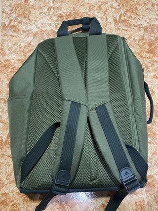 Mochila Adidas Larkson Verde Militar