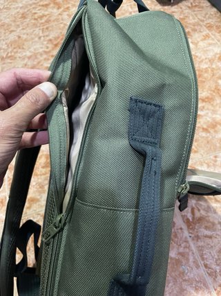 Mochila Adidas Larkson Verde Militar