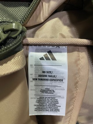Mochila Adidas Larkson Verde Militar