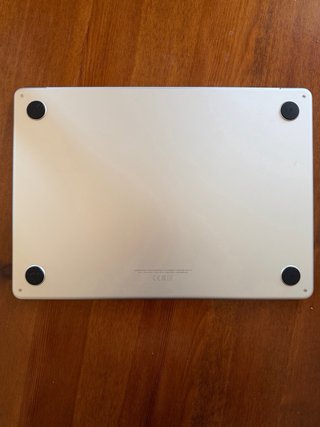 MacBook Air Argento 13” 8gb di ram e 256gb spazio