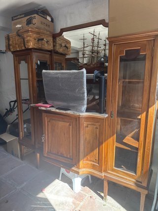 Aparador antiguo madera y mármol comedor