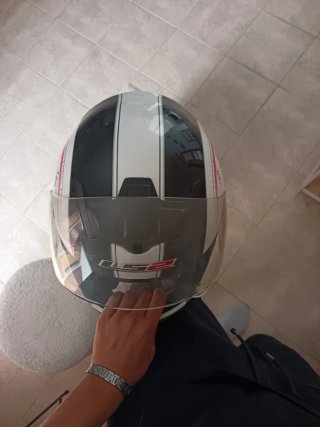 Casco integral moto blanco y negro