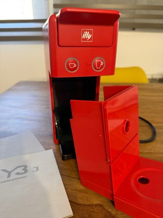 Cafetera Illy Iperespresso Y3.3 Roja