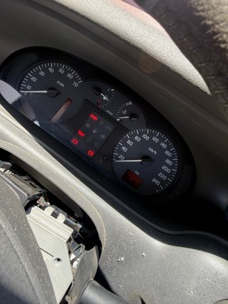 Despiece Renault Scenic I 1.6 Gasolina  Año 2002