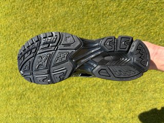 Zapatillas Asics Gel-Kayano 14 Negras/Plata