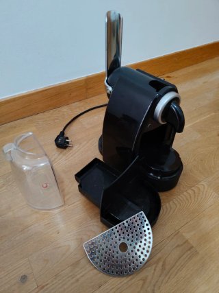 Cafetera Nespresso Krups Negra