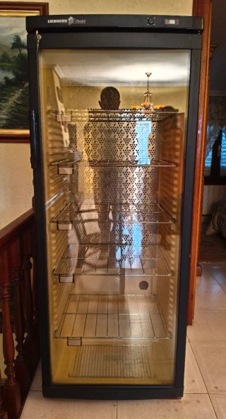 Nevera Vinoteca "LIEBHERR" Vinothek profesional