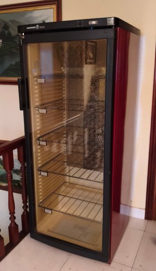 Nevera Vinoteca "LIEBHERR" Vinothek profesional