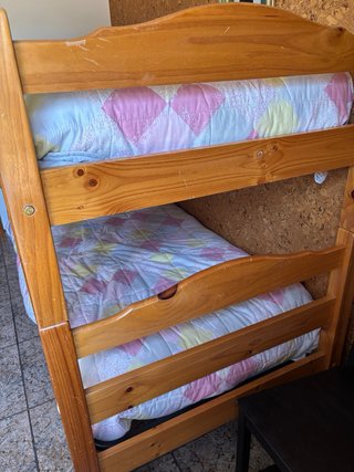 Literas de madera de pino