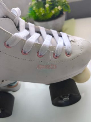 Patines 4 ruedas blancos y rosas talla 36