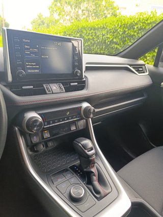 Toyota RAV4 300Ph 4x4 HIBRIDO ENCHUFABLE + Bola