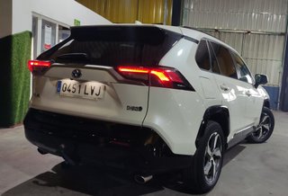 Toyota RAV4 300Ph 4x4 HIBRIDO ENCHUFABLE + Bola