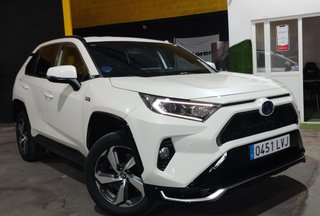 Toyota RAV4 300Ph 4x4 HIBRIDO ENCHUFABLE + Bola
