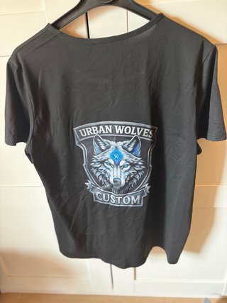 Camiseta Urban Wolves Custom Negra Talla XL